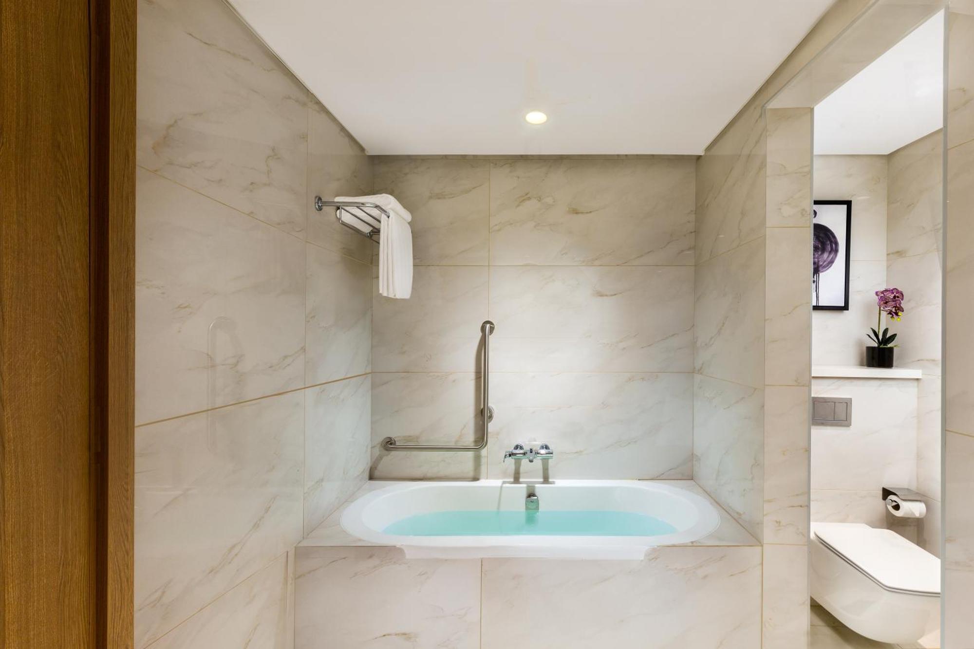 Mushrif Place Suite